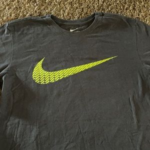 Nike tee
